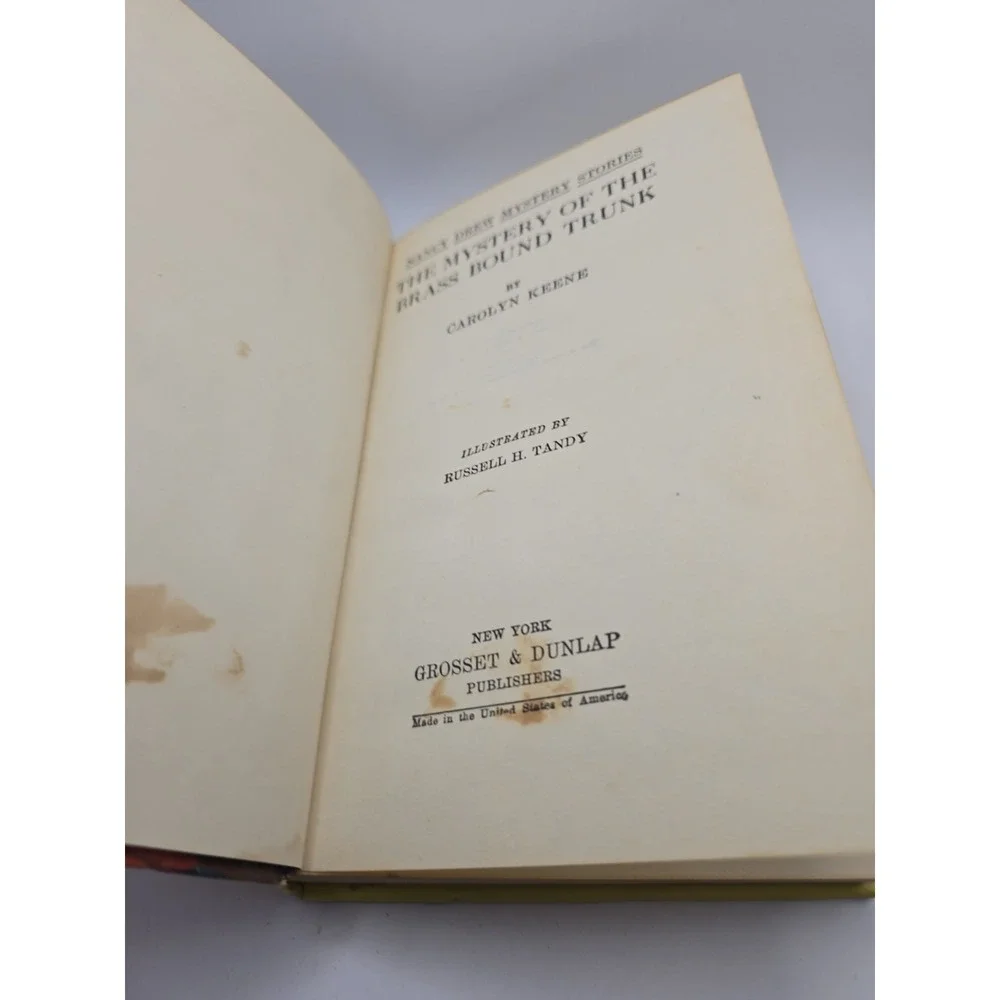 Nancy Drew ︱#17︱ The Mystery of the Brass Bound Trunk︱1940